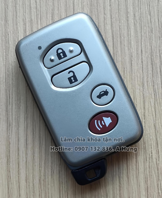 Chìa Khóa Toyota Corolla Altis