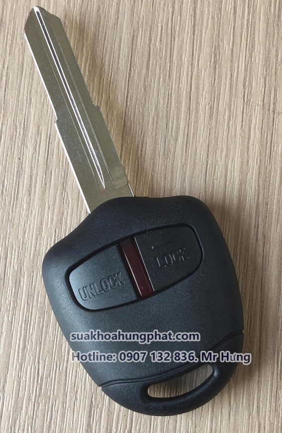 Chìa Khóa Mitsubishi Grandis - Pajero Sport