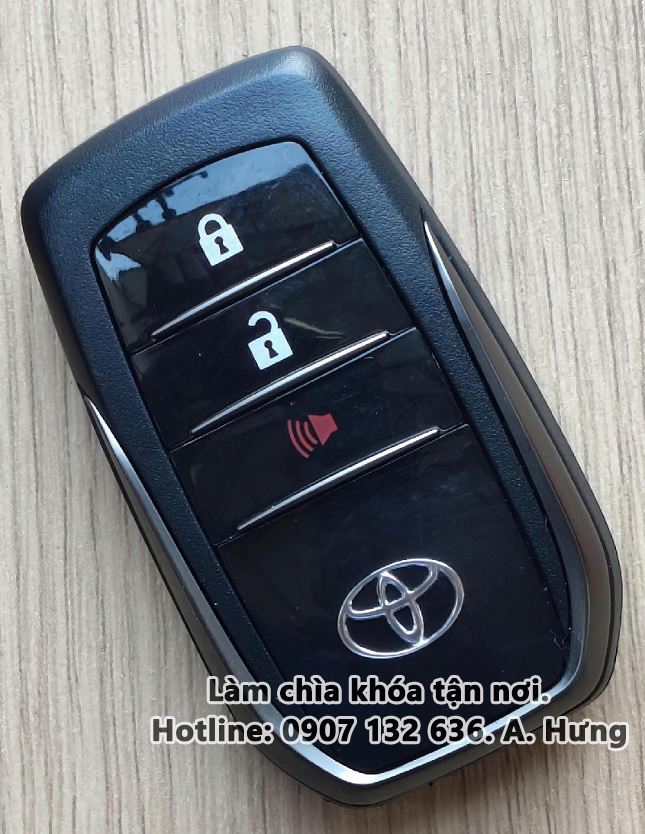 Chìa Khóa Smartkey Toyota Hilux