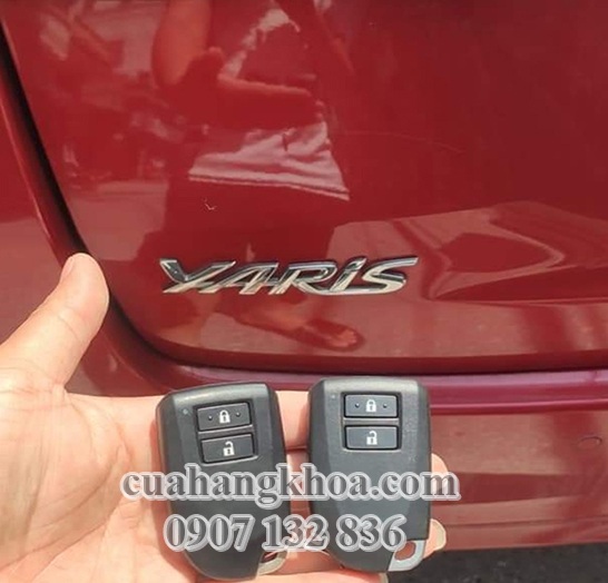 Chìa Khóa Smartkey Toyota Yaris 