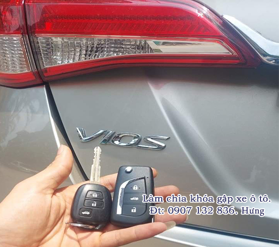 Làm Chìa Khóa Gập Xe Ô Tô